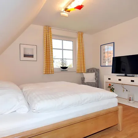 Doppelhaushaelfte Sommertraeume Dom wakacyjny *