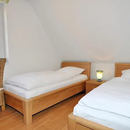 Doppelhaushaelfte Sommertraeume Dom wakacyjny